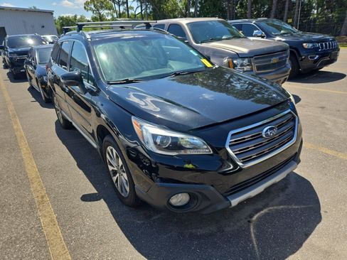 Used 2017 Subaru Outback 3.6R Touring w/ Popular Package #5A AWD/4WD image 4