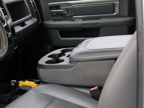 Used 2015 RAM 3500 Tradesman w/ Power & Remote Entry Group image 12
