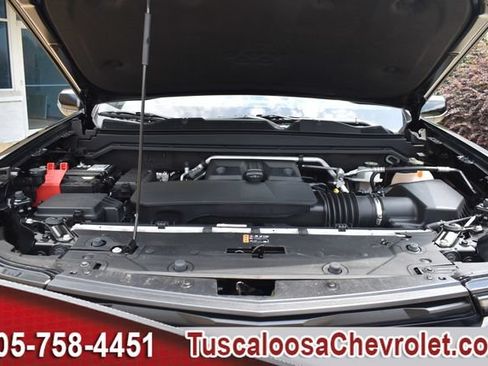 Used 2024 Chevrolet Colorado Z71 w/ Z71 Convenience Package 2 AWD/4WD image 38