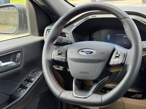 Used 2023 Ford Escape ST-Line w/ Tech Pack #1 AWD/4WD image 12