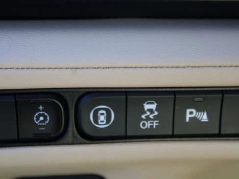 Used 2024 Acura MDX Technology image 33