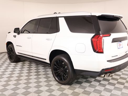 Used 2024 GMC Yukon Denali AWD/4WD image 25