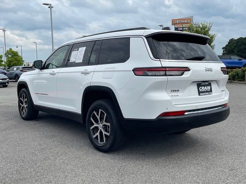 Used 2024 Jeep Grand Cherokee L Limited AWD/4WD image 5