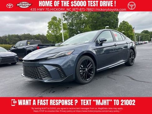 New 2026 Toyota Camry SE AWD/4WD image 1