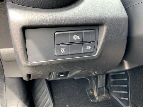 Used 2025 MAZDA MX-5 Miata RF Grand Touring RWD image 31