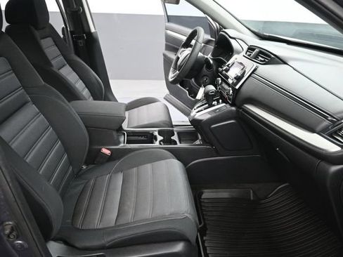 Used 2018 Honda CR-V LX image 12