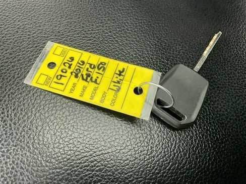 Used 2016 Ford F150 XLT w/ Equipment Group 302A Luxury image 28