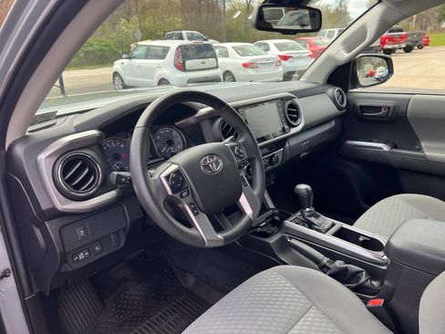 Used 2021 Toyota Tacoma SR5 image 13