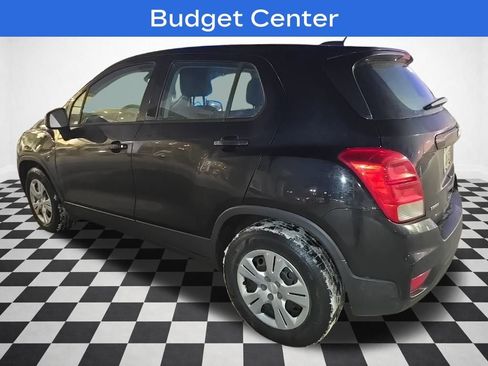 Used 2017 Chevrolet Trax LS image 29
