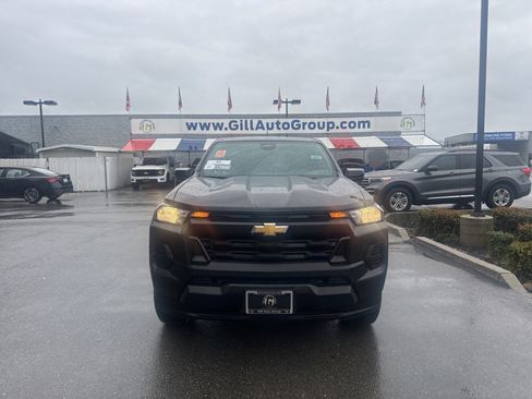 Used 2023 Chevrolet Colorado W/T image 3