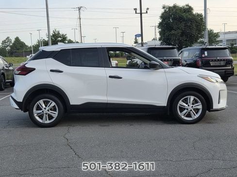 Used 2024 Nissan Kicks S FWD image 6