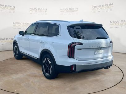 Used 2024 Kia Telluride EX