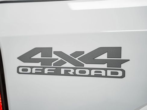 Used 2021 RAM 2500 Laramie w/ Night Edition image 22