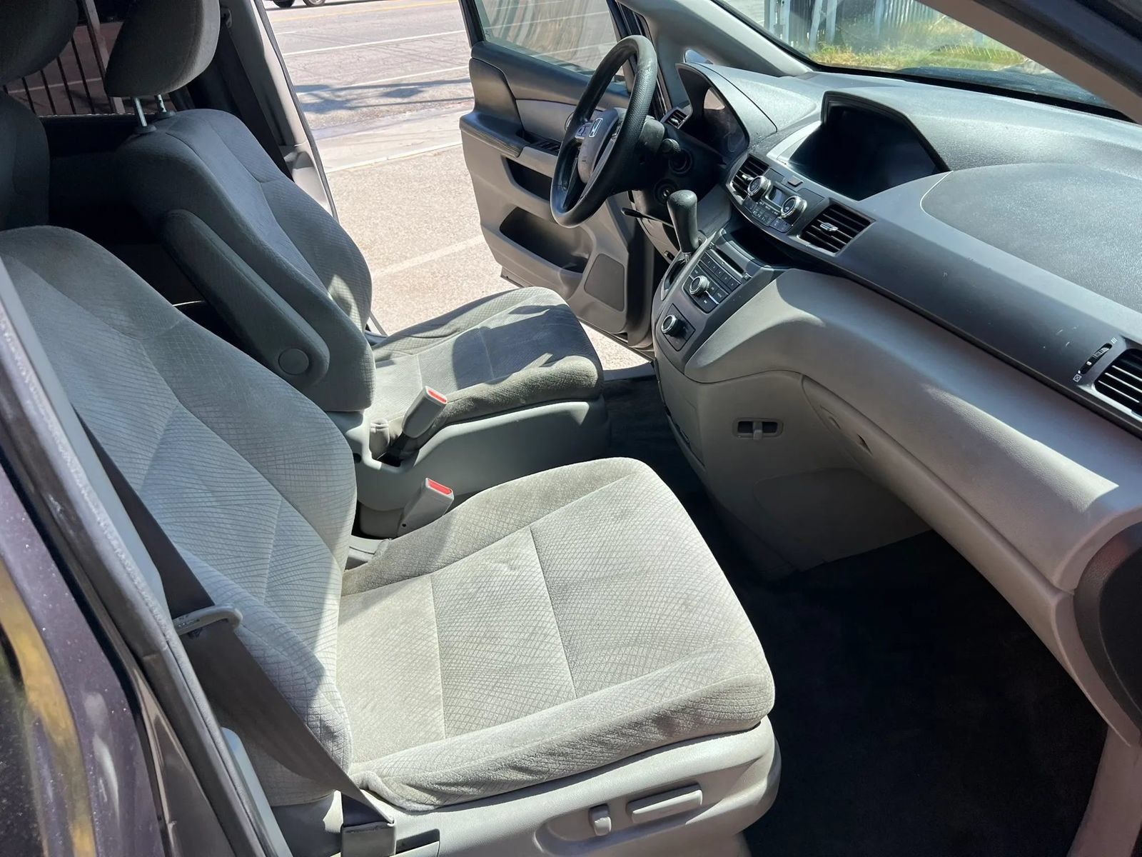 Used 2016 Honda Odyssey LX image 11