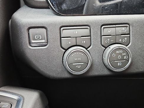 New 2026 Chevrolet Silverado 2500 LT w/ Trail Boss Package AWD/4WD image 20
