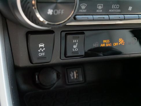 Certified 2025 Toyota RAV4 XLE Premium w/ Weather Package AWD/4WD image 29