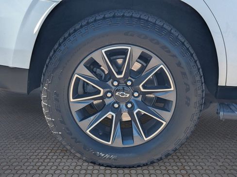 Used 2022 Chevrolet Tahoe Z71 w/ Luxury Package image 10