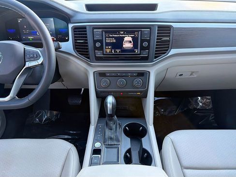 Used 2023 Volkswagen Atlas SE FWD image 18