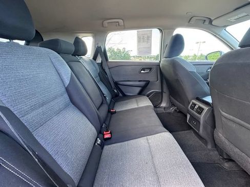 Used 2023 Nissan Rogue SV AWD/4WD image 30