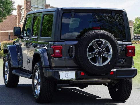 Used 2022 Jeep Wrangler Unlimited Sahara w/ LED Lighting Group image 7