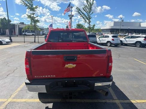 Used 2014 Chevrolet Silverado 2500 LT w/ Interior Plus Package AWD/4WD image 7