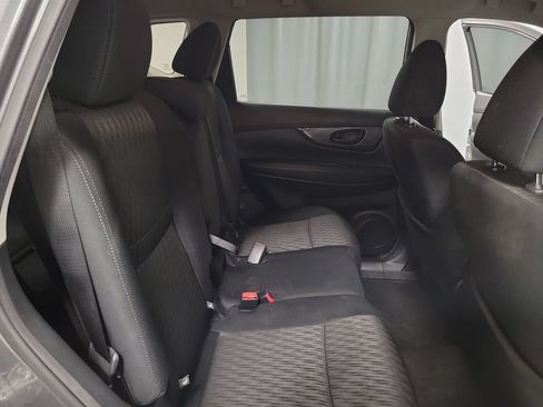 Used 2020 Nissan Rogue S AWD/4WD image 26