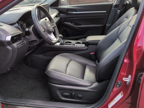 Used 2025 Nissan Altima 2.5 SL image 16