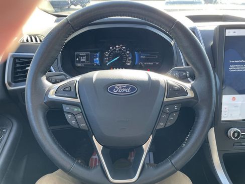Used 2024 Ford Edge SEL w/ Convenience Package image 15