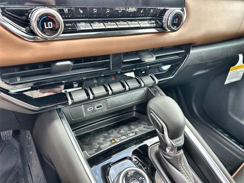 New 2026 GMC Canyon AT4 w/ Technology Plus Package image 27