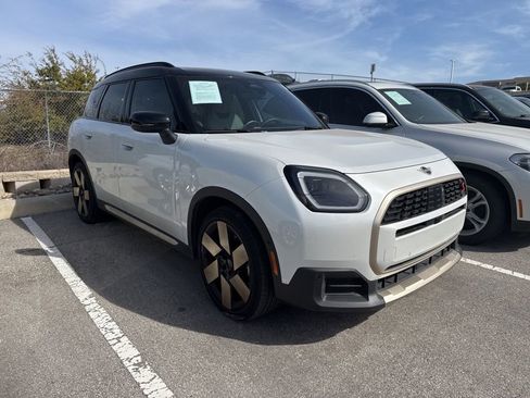 New 2025 MINI Cooper Countryman S image 2
