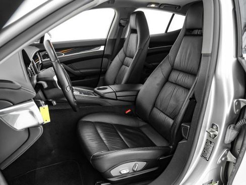 Used 2010 Porsche Panamera S RWD image 30