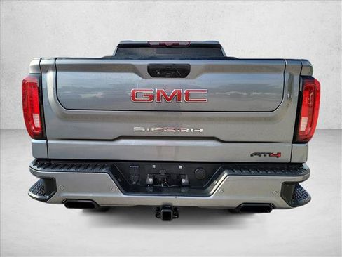 Used 2022 GMC Sierra 1500 AT4 w/ AT4 Premium Package AWD/4WD image 5