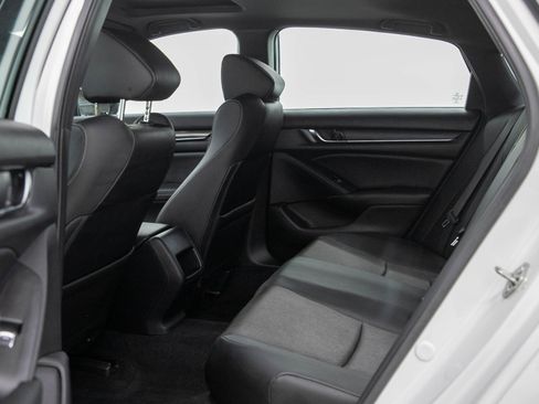 Used 2020 Honda Accord Sport image 18