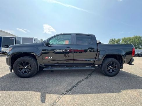 Used 2016 Chevrolet Colorado Z71 w/ Z71 Midnight Edition AWD/4WD image 4