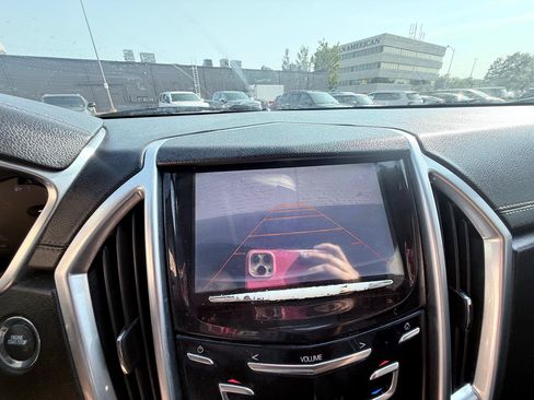 Used 2015 Cadillac SRX Luxury AWD/4WD image 17