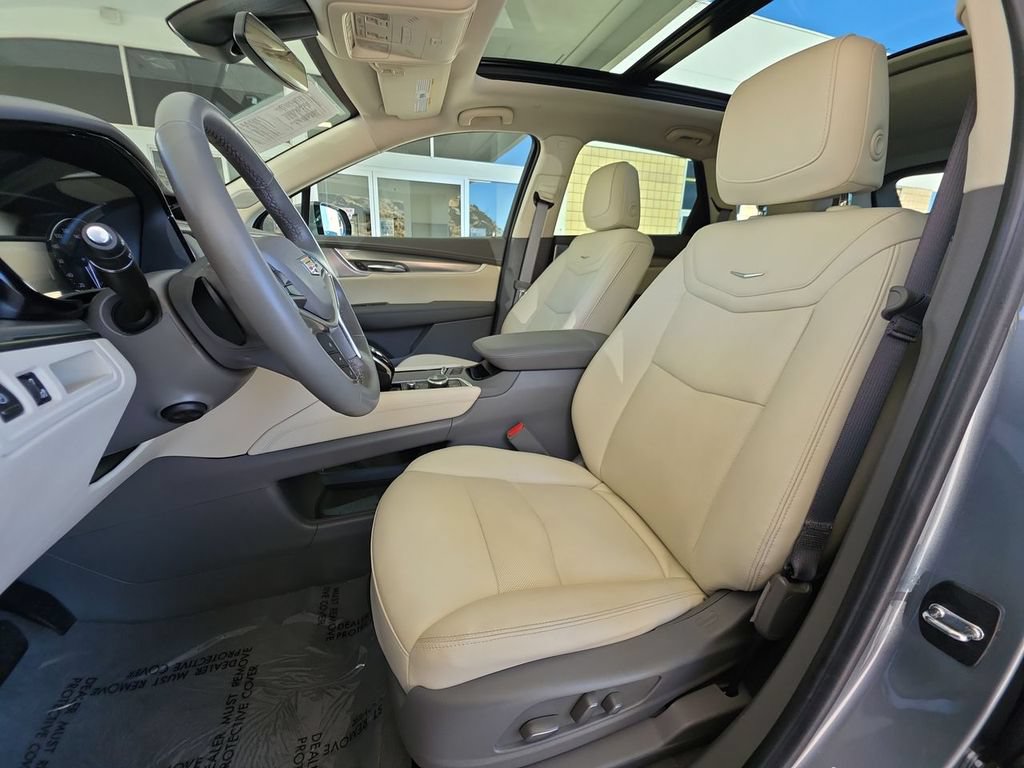 Certified 2024 Cadillac XT5 Premium Luxury FWD image 20