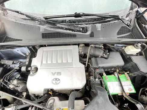Used 2011 Toyota Highlander 4WD image 21