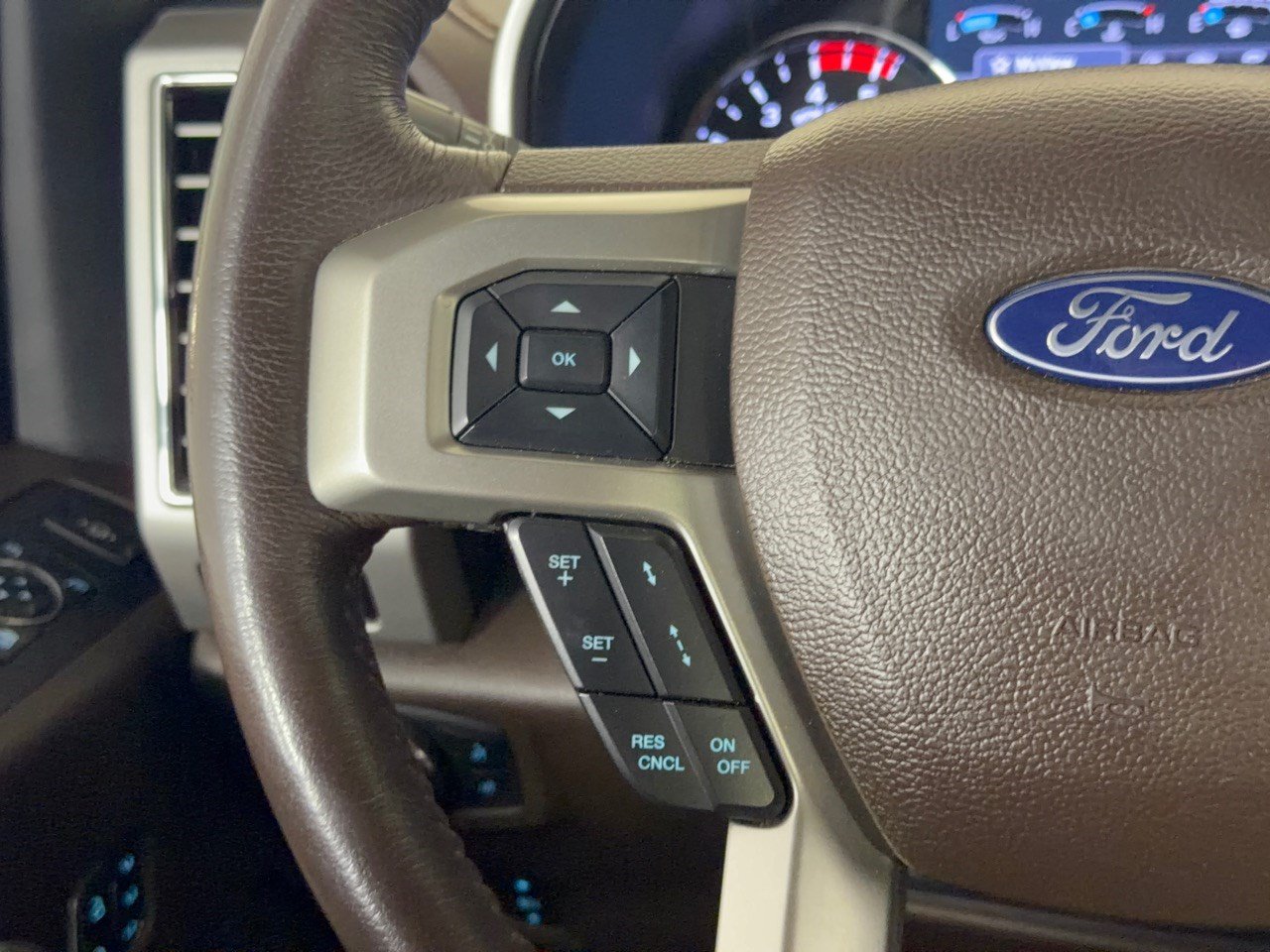 Used 2020 Ford F250 King Ranch w/ King Ranch Ultimate Package AWD/4WD image 18