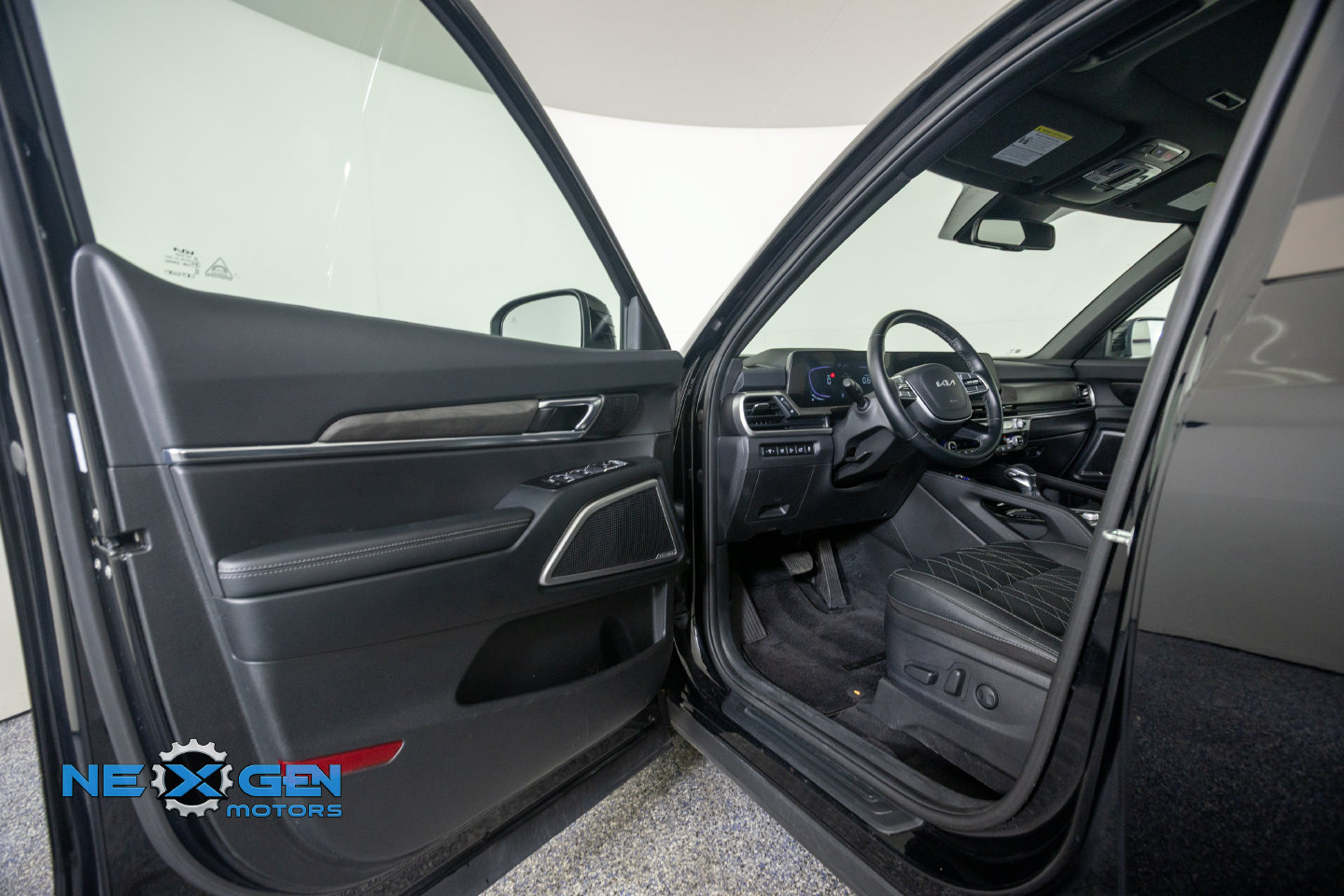 Used 2024 Kia Telluride EX X-Line AWD/4WD image 10