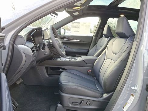 New 2026 INFINITI QX60 Sport w/ Dark Cargo Package AWD/4WD image 10