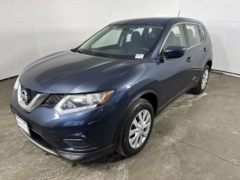 Used 2016 Nissan Rogue S image 22