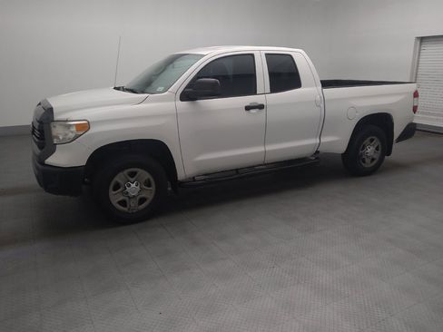 Used 2017 Toyota Tundra SR RWD image 2