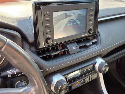 Used 2020 Toyota RAV4 XLE w/ Convenience Package AWD/4WD image 12