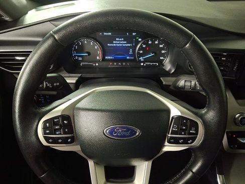 Used 2023 Ford Explorer XLT w/ Equipment Group 202A AWD/4WD image 20