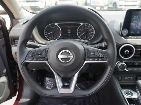 Used 2025 Nissan Sentra SV image 25