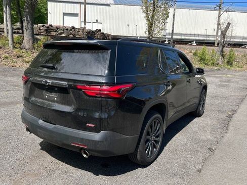 Used 2023 Chevrolet Traverse RS w/ LPO, Floor Liner Package AWD/4WD image 4