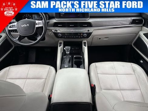 Used 2022 Kia Telluride EX FWD image 12