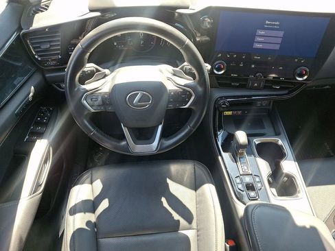 Used 2024 Lexus NX 350 AWD image 12
