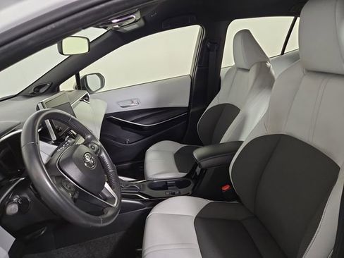 Used 2023 Toyota Corolla XSE image 13