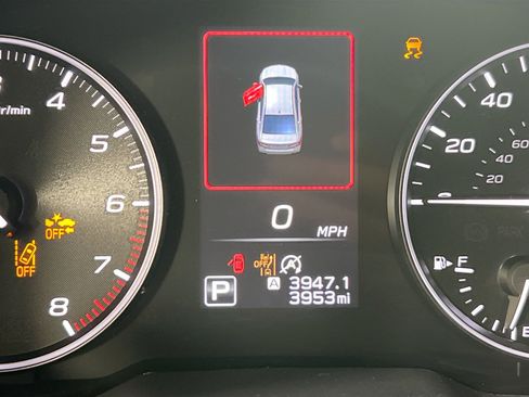 Used 2025 Subaru Legacy Premium AWD/4WD image 12